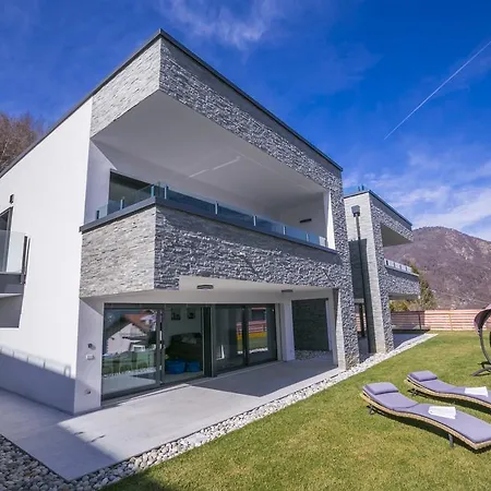 Bellavista Deluxe Villa *