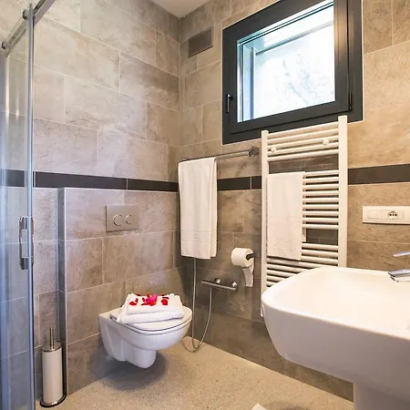 Bellavista Deluxe * Plesio